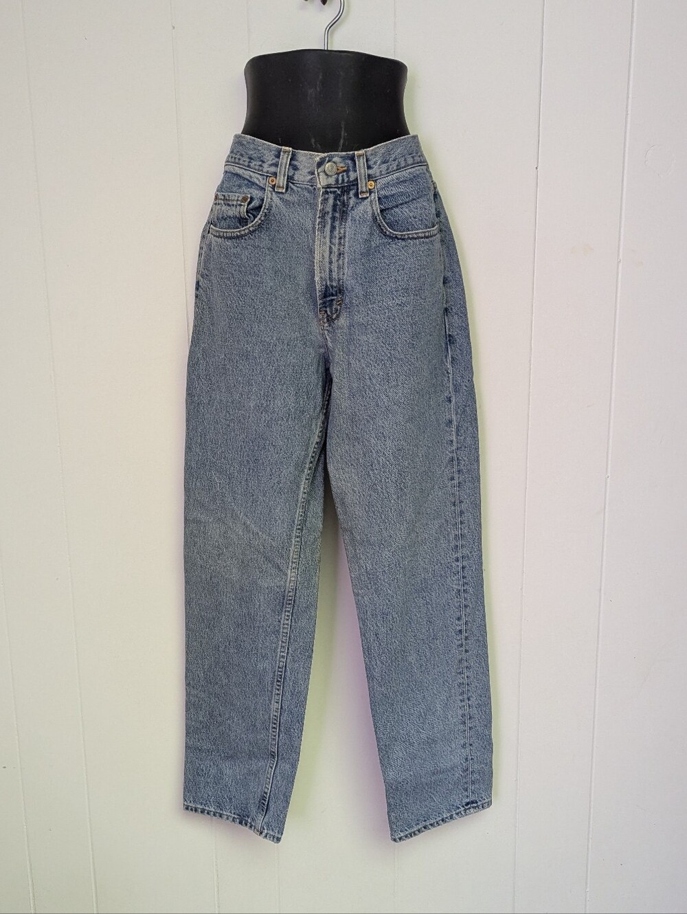 Vintage 90s Gap Light Wash Denim Easy Fit Jeans 31x30